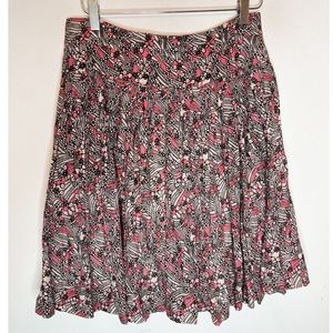 Ted Baker Pleated Mini floral swing lined skirt. Size 3